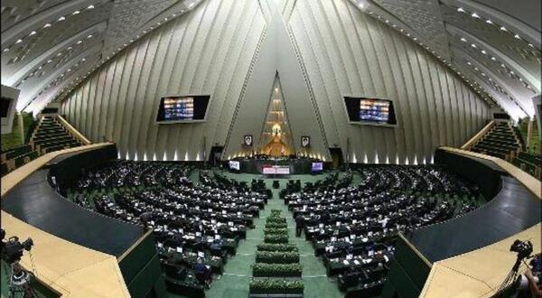 عکس خواب رفتن نمایندگان مجلس