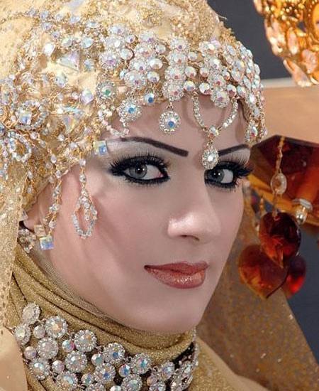 عکس آرایش عروس با حجاب