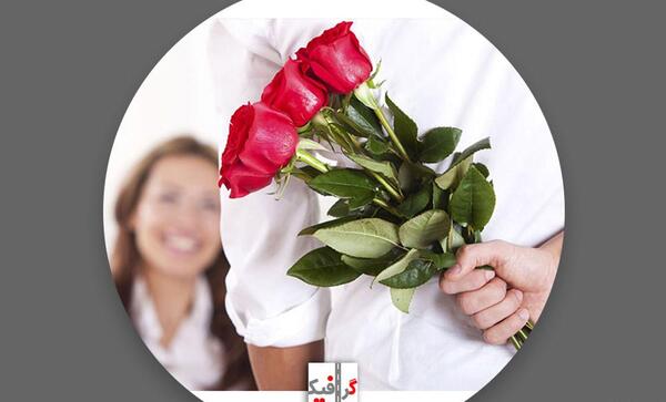 عکس گل رز افتاده روی زمین