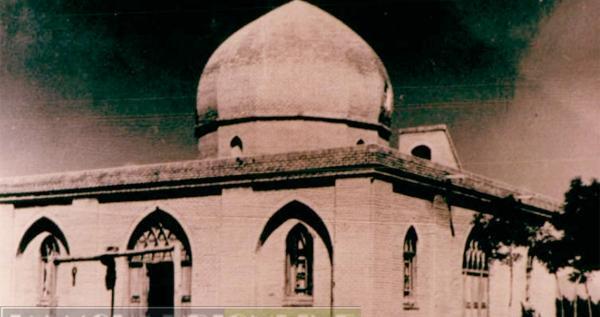 عکس سنگ قبر بابا طاهر