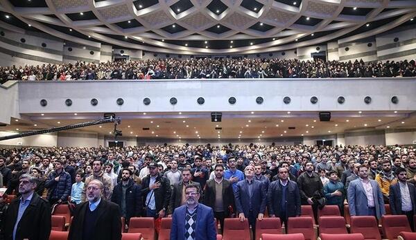 عکس فرزند شهید ابراهیم هادی
