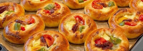 عکس پیتزا خانگی ساده
