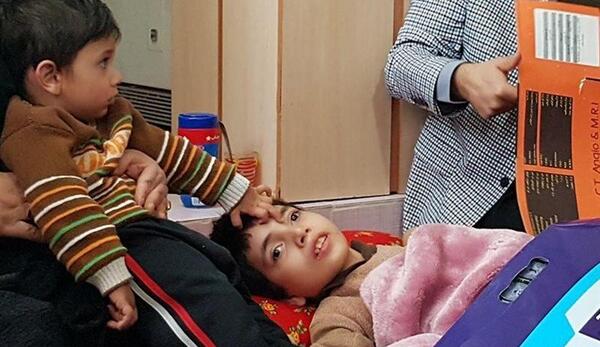 عکس بچه های فلج مغزی