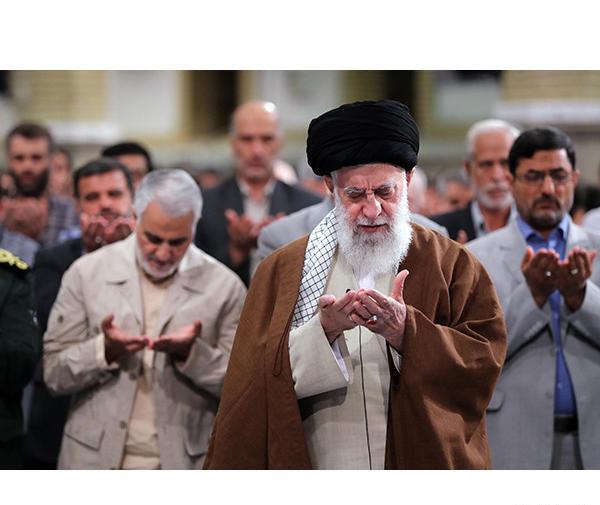 عکس شهید سلیمانی و رهبر
