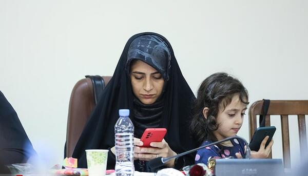 عکس پارسا پیروزفر و لعیا زنگنه