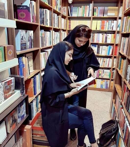 عکس مو زیر مقنعه