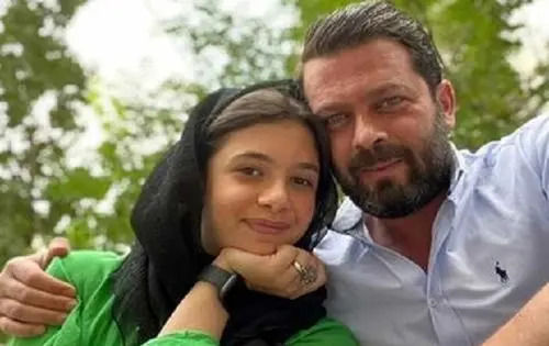 عکس محمدرضا شاه با سبیل