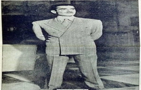 عکس محمدرضا شاه با سبیل