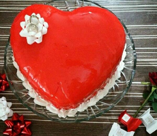 عکس کیک سالگرد ازدواج قلبی