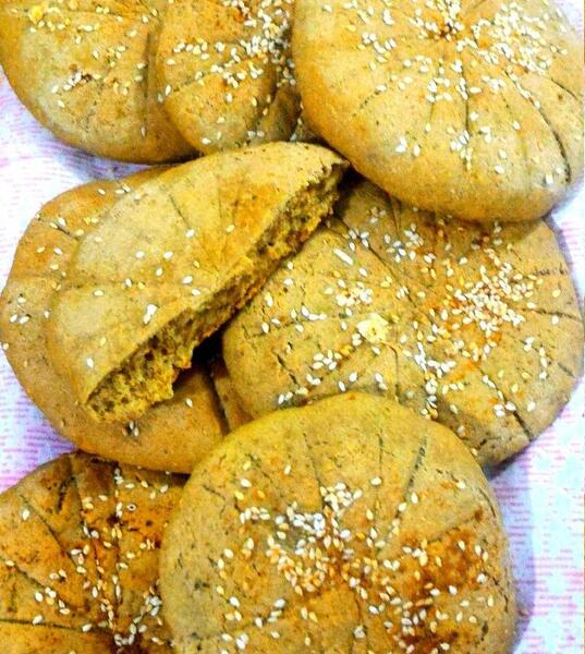 عکس نان جو سبوس دار