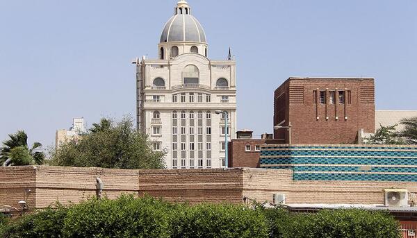 عکس ثروت و فقر