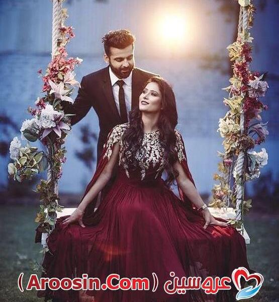 ژست عکس سالگرد ازدواج در آتلیه