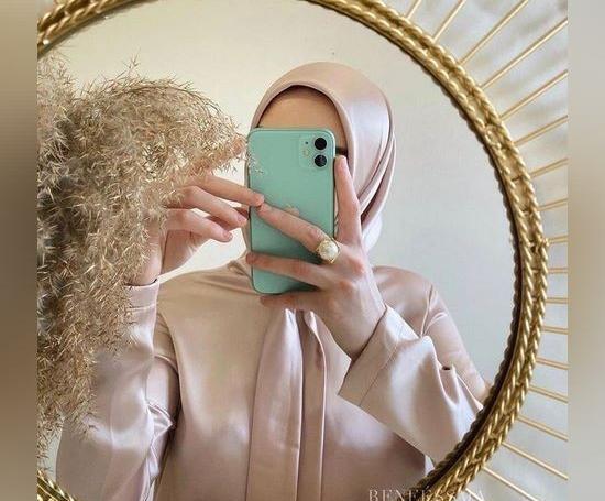 عکس پروفایل دخترانه سلفی با گوشی