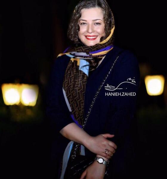 عکس خانوادگی مهراوه شریفی نیا