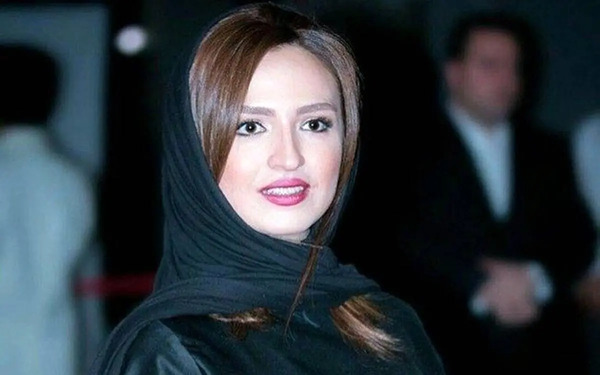 عکس بچگی گلاره عباسی