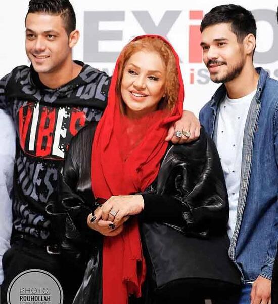 عکس پدر مادر مینا وحید