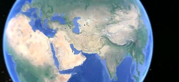 عکس کره زمین زوم
