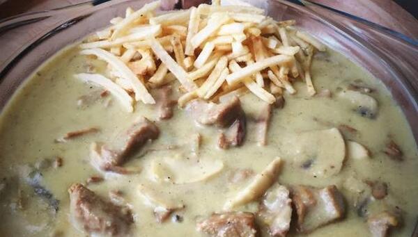 عکس غذا بیف استراگانوف