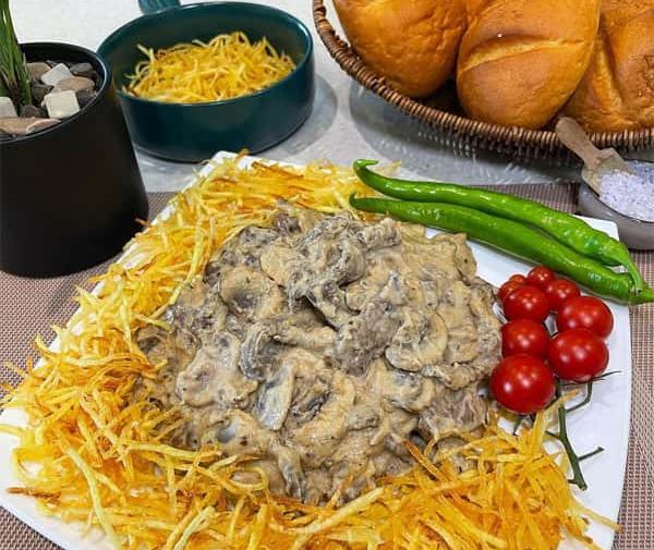 عکس غذا بیف استراگانوف