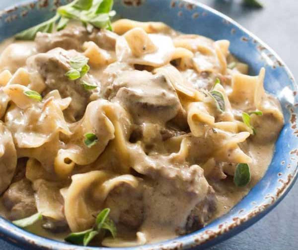 عکس غذا بیف استراگانوف