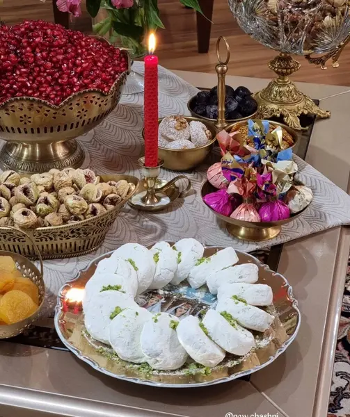 عکس ایده تزیین وسایل شب یلدا برای عروس