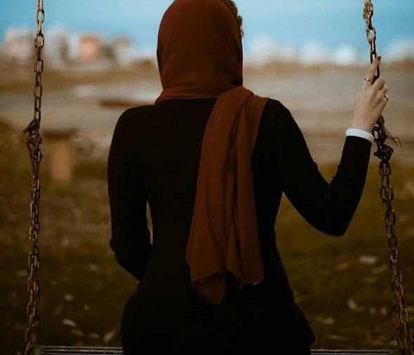 عکس پروفایل دخترونه روی تاب