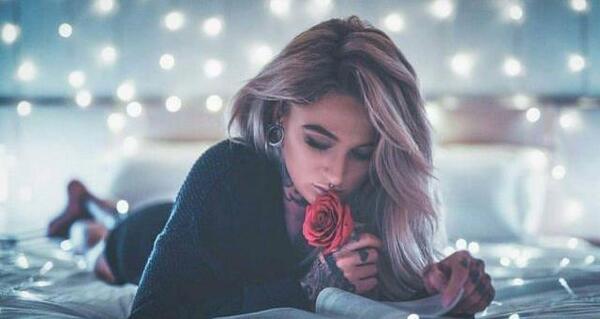 عکس پروفایل دخترونه شیک و طبیعی