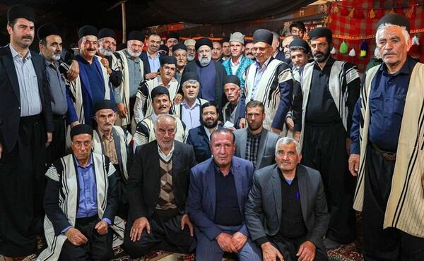 عکس یادگاری رئیسی