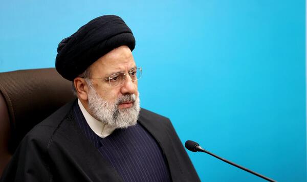 عکس یادگاری رئیسی