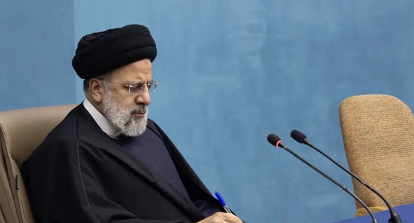 عکس یادگاری رئیسی