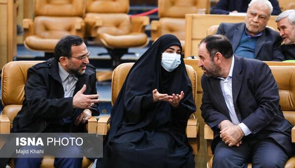 عکس زینب سلیمانی در لبنان