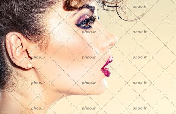 عکس دختر اسپرت نیم رخ