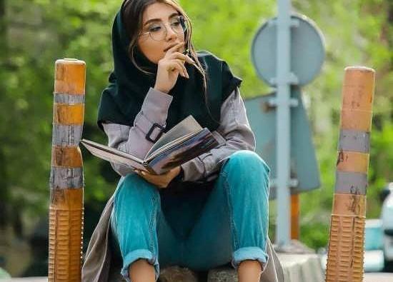 ژست عکس فانتزی دونفره