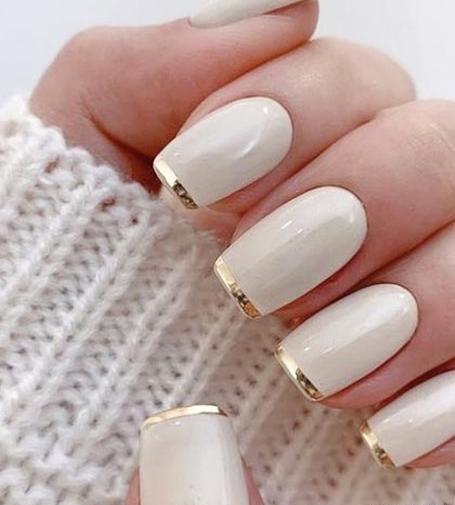 عکس مدل کاشت ناخن کوتاه سفید