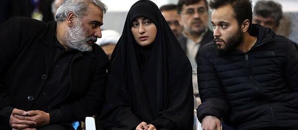 عکس لبخند سردار سلیمانی