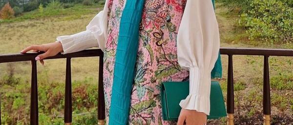 عکس مانتو رنگ هلویی