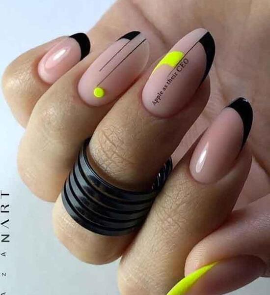 عکس مدل کاشت ناخن دخترانه سفید