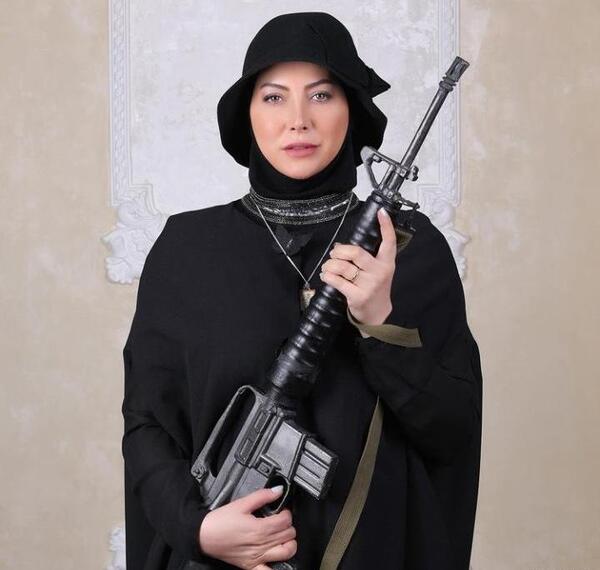 عکس های فریبا نادری در ترکیه