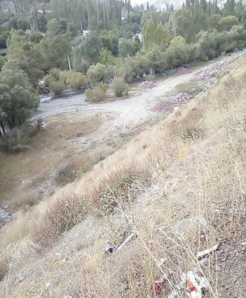 عکس زمین جاده چالوس