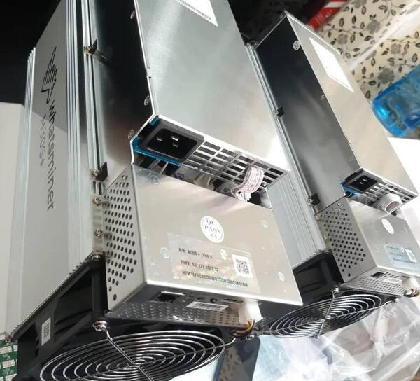 عکس ماینر m3v2