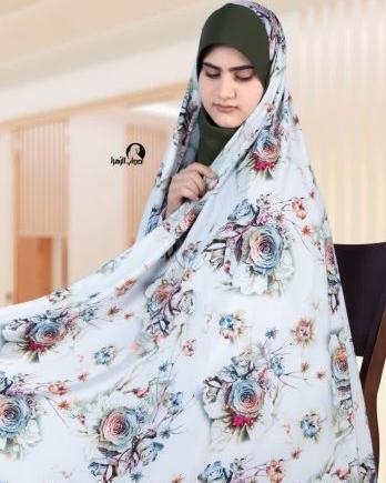 عکس چادر رنگی نخی