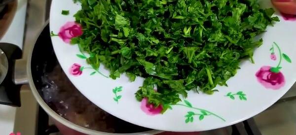عکس سبزی اش رشته