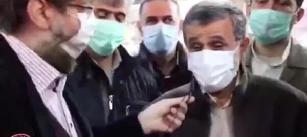 عکس دست بوسی حداد عادل و فرح پهلوی