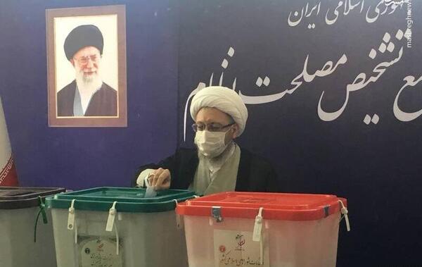عکس صادق آملی لاریجانی