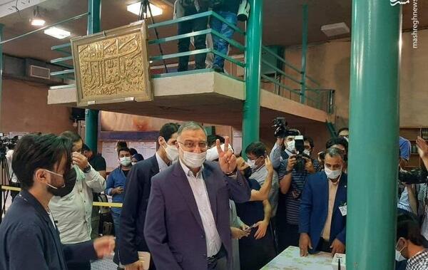 عکس صادق آملی لاریجانی