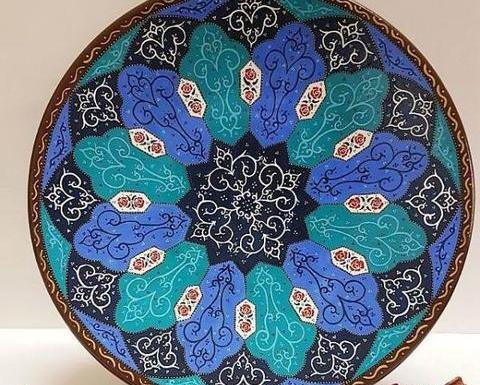 عکس طرح نقاشی روی ظرف سفال