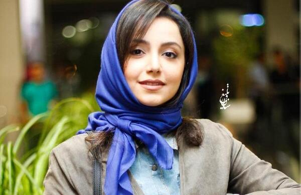 عکس با حجاب نازنین بیاتی