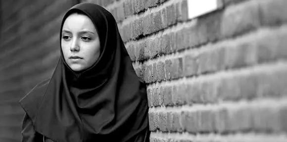 عکس با حجاب نازنین بیاتی