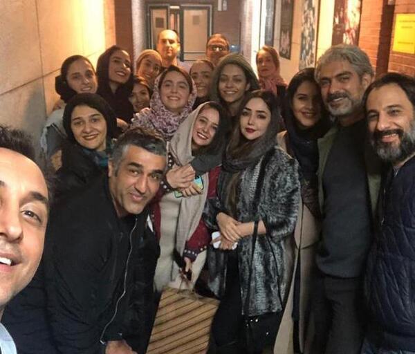 عکس با حجاب نازنین بیاتی
