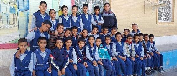 عکس مدرسه حیاط